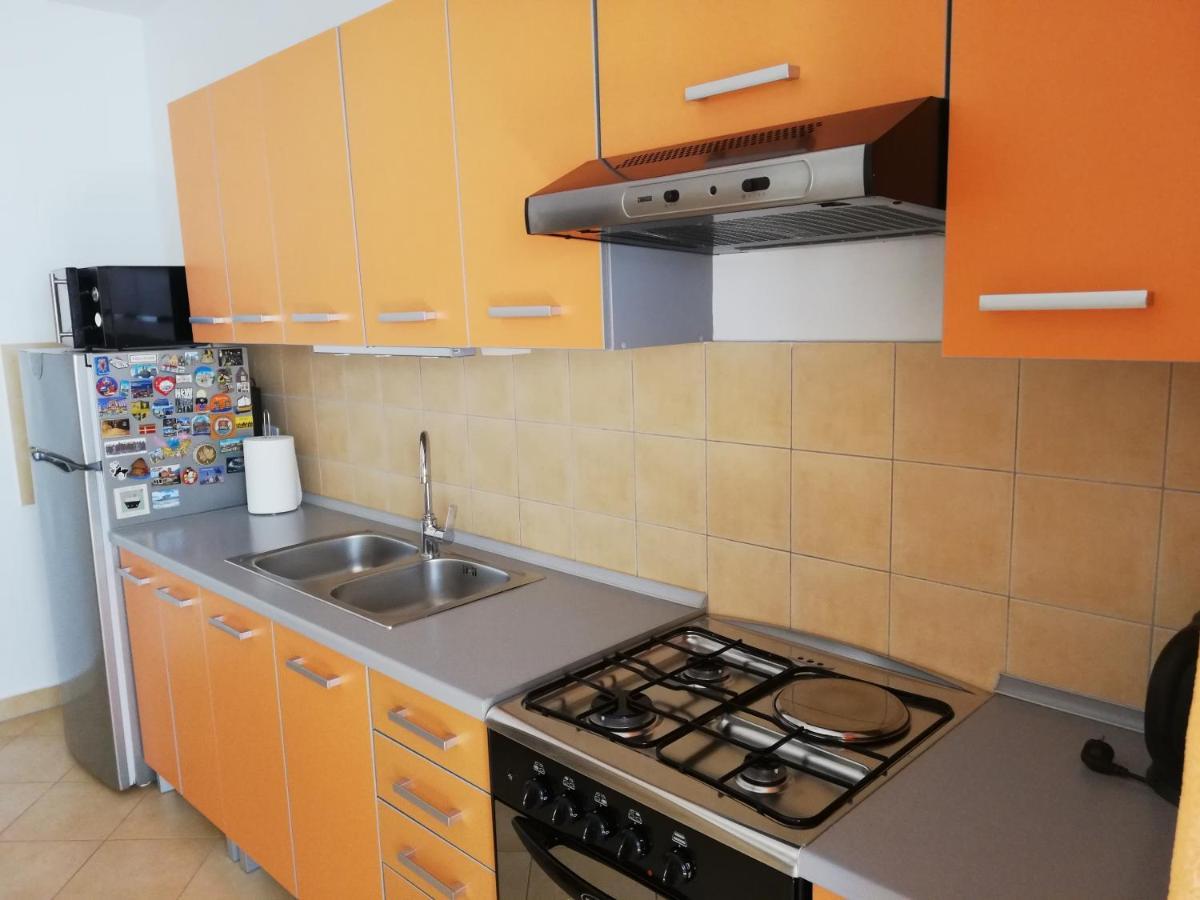 Apartment Suzy With Private Parking Fazana Ngoại thất bức ảnh